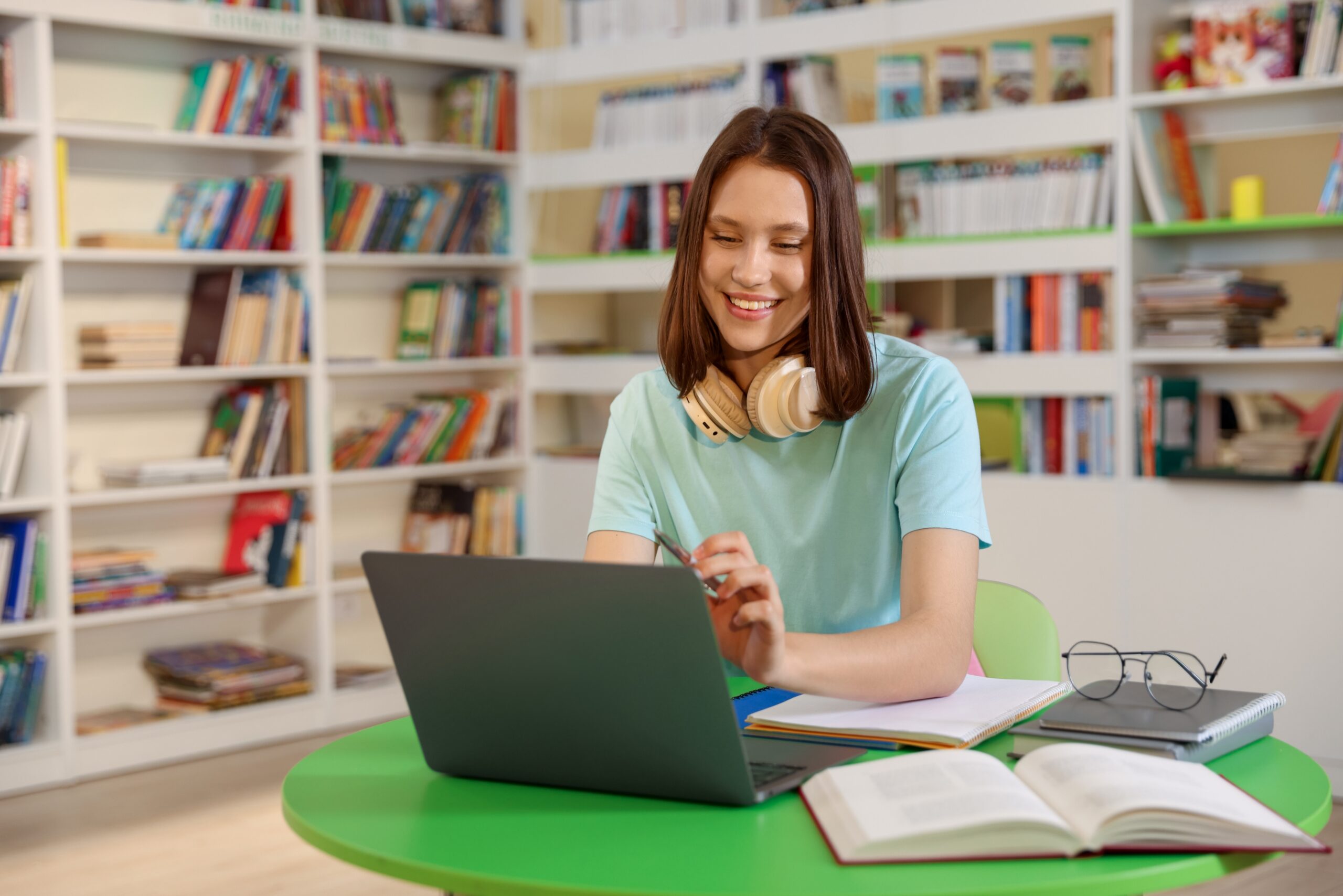 Secondary education at d-teach